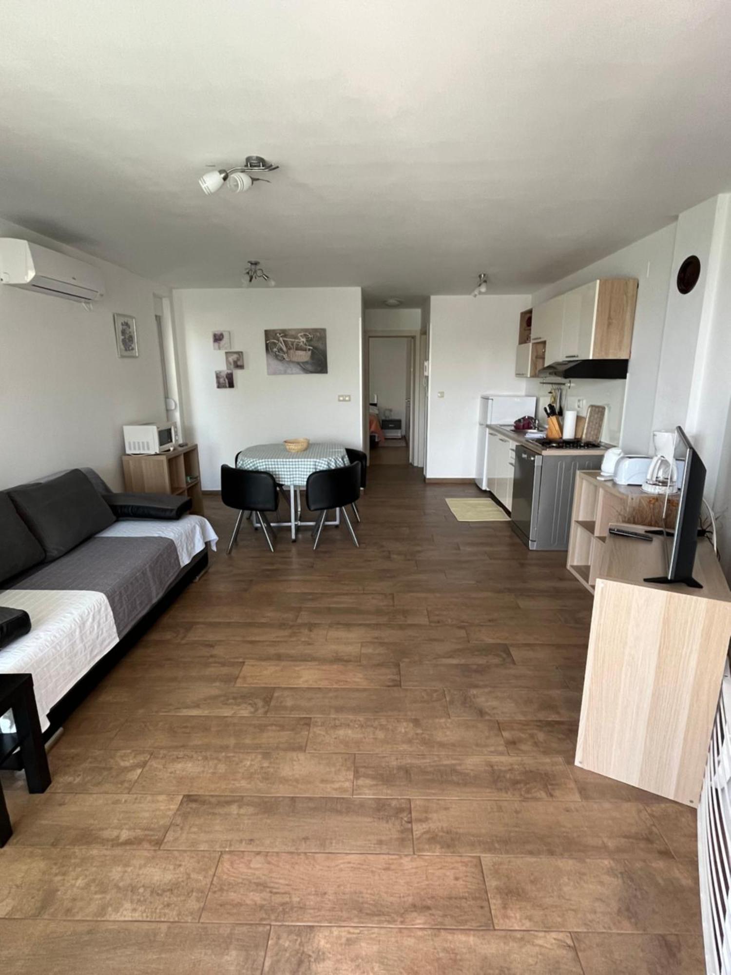 Apartments Amore Baška Eksteriør bilde