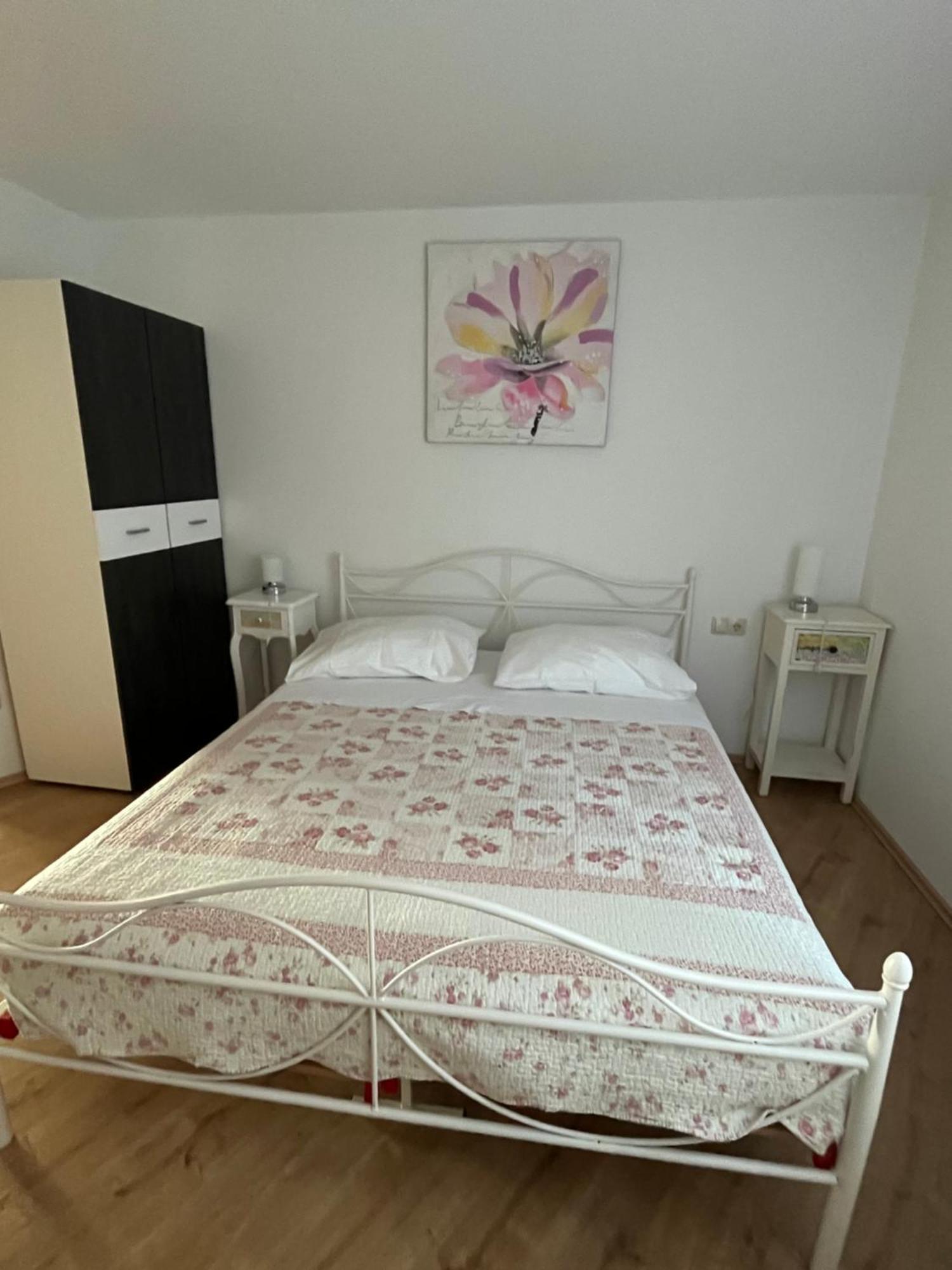Apartments Amore Baška Eksteriør bilde